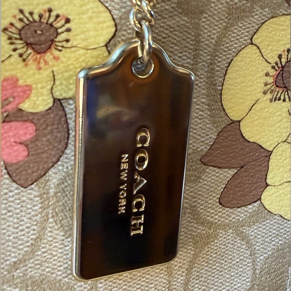 Coach Floral Signature Cammie Chain Tote | Spring Print | EUC - Picture 4 of 11